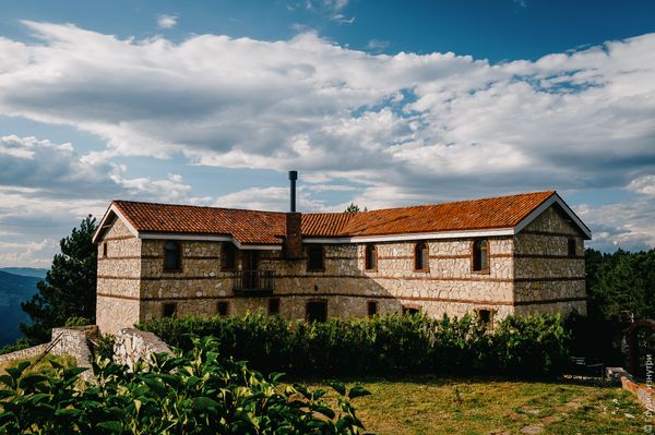 Udzo Monastery — a mountain monastery on the outskirts of Tbilisi